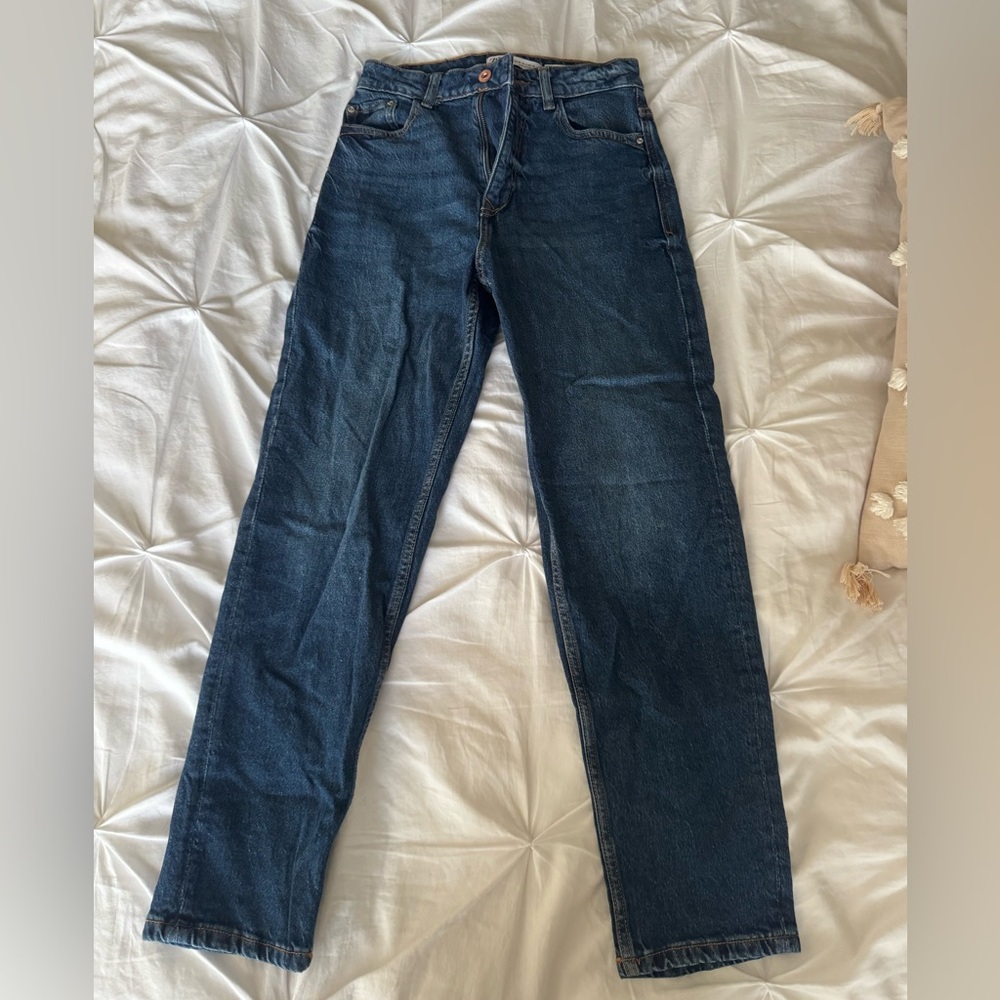 Zara Women Dark Wash Straight Jeans